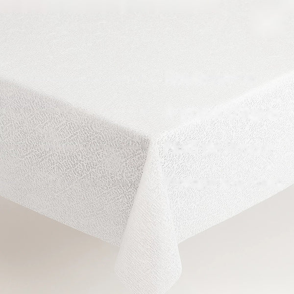 Toalha de mesa rendada PVC branca protegendo a mesa